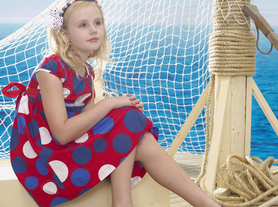 小豬班納圈圈點(diǎn)點(diǎn)童裝