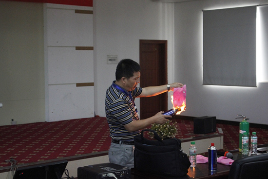 皇氏乳業(yè)進(jìn)行消防安全教育培訓(xùn)圖二