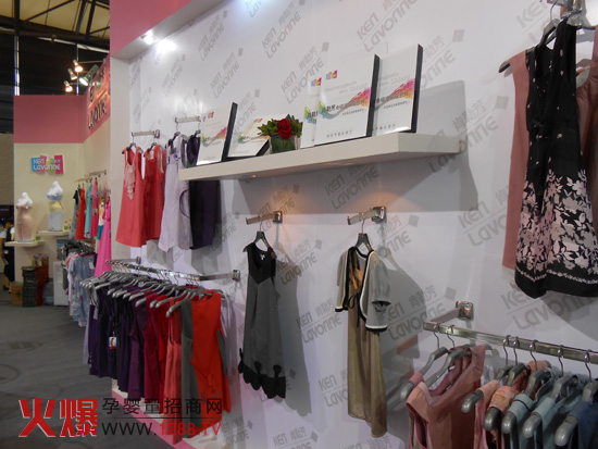 ���շ��ЋD�b�Ϻ�չ�٬F(xi��n)�����L��