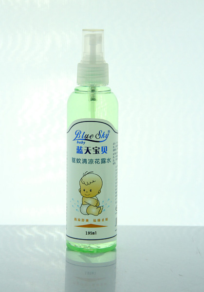 藍(lán)天寶貝清涼花露水195ml