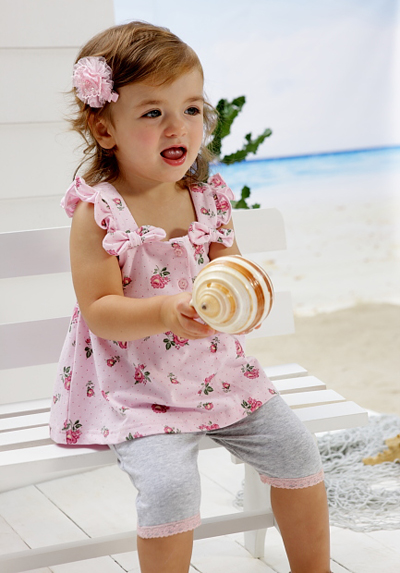 丑丑新款時(shí)尚花裙