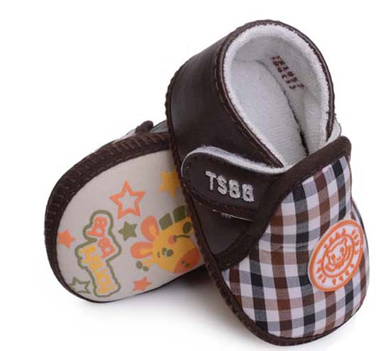 天使之?huà)敫褡硬?PU幼兒步前鞋咖色