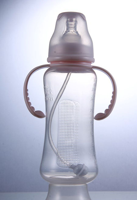 樂(lè)哈哈標(biāo)口弧形300毫升PP奶瓶