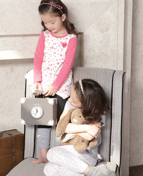 �옷�Ǳ�����T��Ůͯ