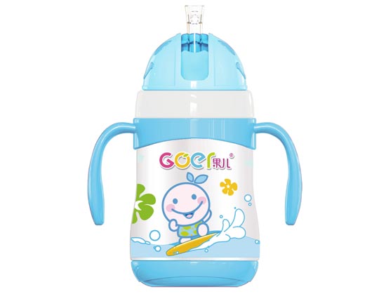 果兒學(xué)飲杯藍(lán)色