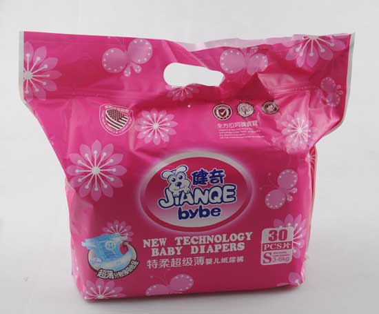 健奇特柔超級(jí)薄嬰兒紙尿褲S碼30片正面