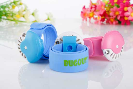 風(fēng)語卡通紅色+藍(lán)色防蚊圈