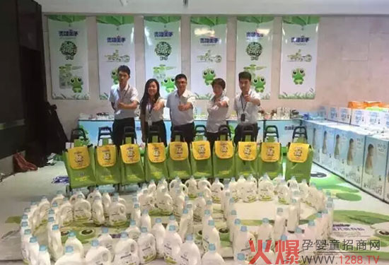 ��������ĸ�댣��С����ѿϵ�и����B�T��Ʒ�l(f��)����(hu��)---Ʒ�����L(f��ng)��(qi��ng)��(sh��)���u