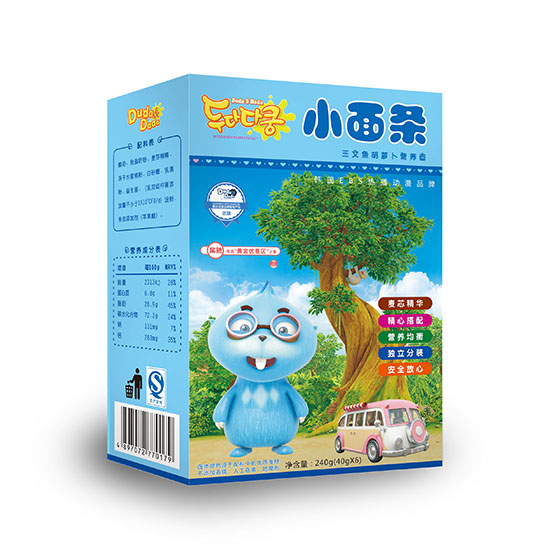 嘟噠三文魚胡蘿卜小面條