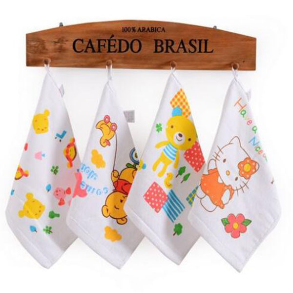 轉(zhuǎn)轉(zhuǎn)熊雙層yingye紗布掛扣小方巾