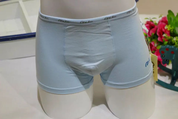 11 ơơС�~�y�x����ͯ������(n��i)ѝ�{(l��n)ɫ