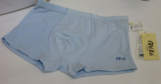 ơơС�~(y��)�y�x����ͯ������(n��i)ѝ�{(l��n)ɫ���L(zh��ng)��