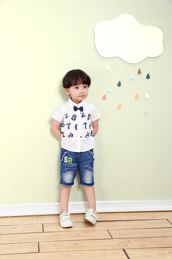 С���ͼ{��ɫ�r��T��