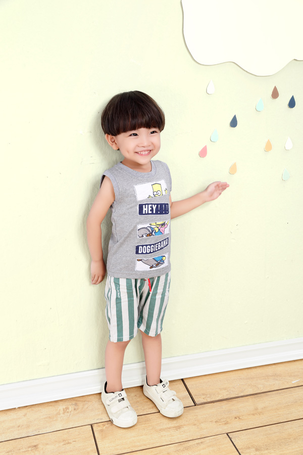 С���ͼ{��ɫT�����b