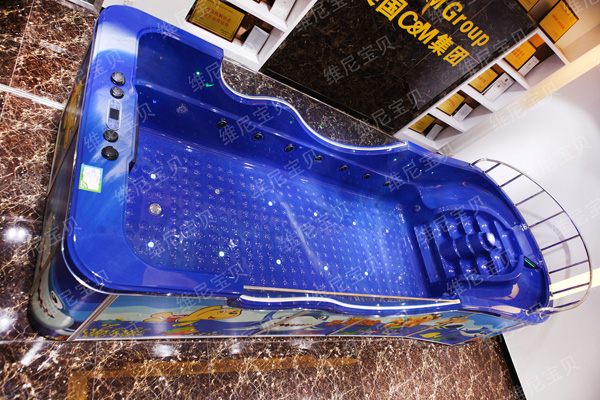 維尼寶貝藍色長方形浴缸