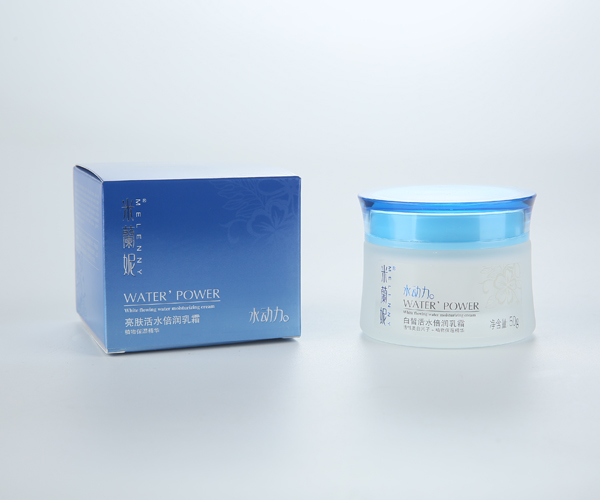 米蘭妮水動(dòng)力亮膚活水倍潤(rùn)乳霜 .jpg