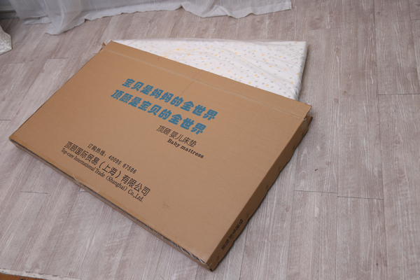 芬可嬰童床墊 包裝盒