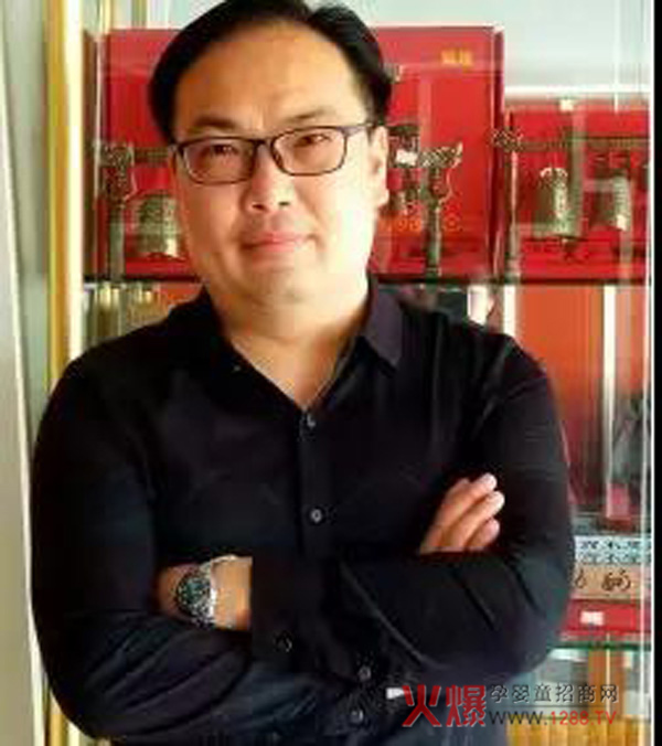 12���(ji��n)��������������Ϻ����׽��ܱ���ĸ��Ʒ�Ƶİl(f��)չ֮������������ĸ�����۷��(hu��)����վ!