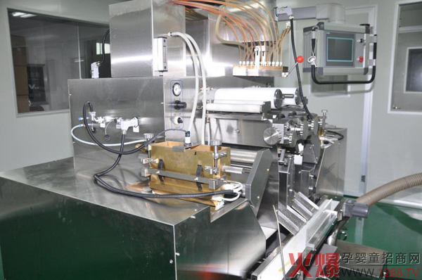 ����ף�R�V�|���X����ͨ�^(gu��)�{(l��n)ñ�L�~(y��)����ע��(c��) �н�OEM����2.jpg