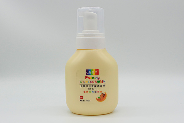 七彩童年七彩童年兒童泡沫洗發(fā)沐浴�?二合一).jpg 七彩童年七彩童年兒童泡沫洗發(fā)沐浴�?二合一).jpg