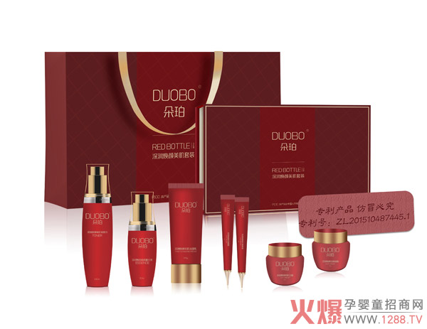 �o��ĸ���ИI(y��)�L(f��ng)�ڣ�����Ʒ�Ƙsҫ�������������D(zhu��n)�Юa(ch��n)�D�o(h��)�wƷ�Ј�(ch��ng)