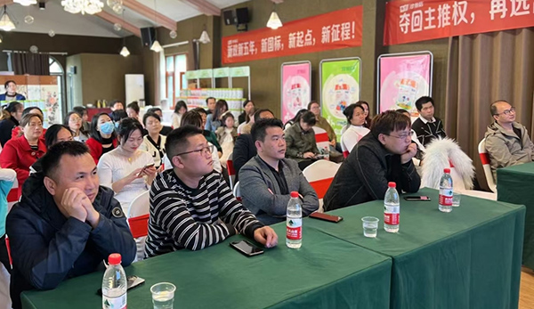 珍紐倍萬(wàn)罐計(jì)劃啟動(dòng)會(huì)首站走進(jìn)江西撫州.jpg 珍紐倍萬(wàn)罐計(jì)劃啟動(dòng)會(huì)首站走進(jìn)江西撫州.jpg