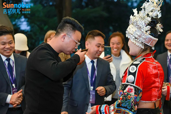 2024善諾貝兒品牌戰(zhàn)略發(fā)布會(huì)暨代理商年會(huì)6.jpg 2024善諾貝兒品牌戰(zhàn)略發(fā)布會(huì)暨代理商年會(huì)6.jpg