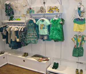 �V�ݿ����ݷ�����޹�˾����