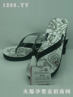 ����Ů��Ь