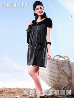 �����Ż�ɫ�r�ж�ȹ