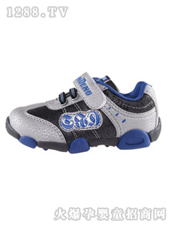 �͵����e�\(y��n)��ͯЬ��ɫ���{(l��n)ɫ