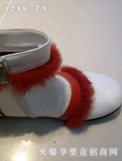 ̩ͯ�t��ɫѥ��