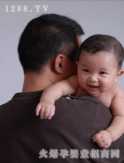 安琪爾親子照開(kāi)心父子