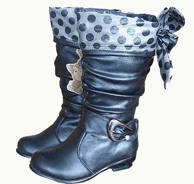 �|����܇(ch��)�y��ɫƤЬ