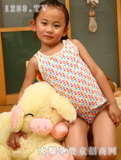 �Úq�黨ɫ�o������