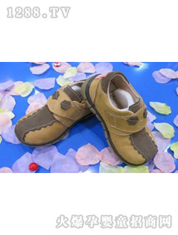 �Ϙ���ͯЬУ�@��(j��ng)�����S��ɫ