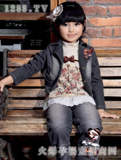 �Z��˼��ɫţ����