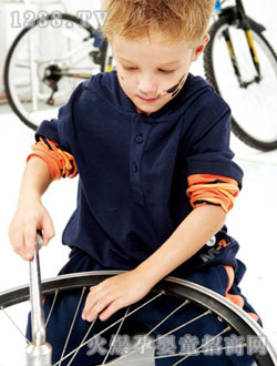 �����ȵ��{(l��n)ɫ��ͯ���e����