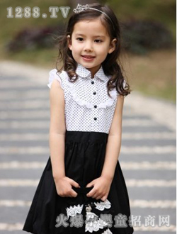 ����ؐ��Ůͯ��ɫ�B����ȹ