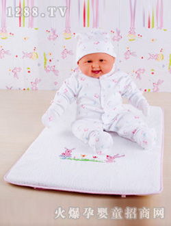 卡米卡瑪白色海綿嬰兒尿不濕