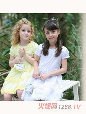 �옷���R�ɐ�Ůͯ�b