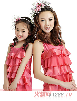 ����ؐؐ�̲�ĸŮ��ɫ�H���b