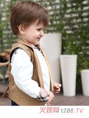 Ħ����Ӣ���L����ͯ�R��