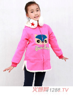 �ڴ����L(zh��ng)���_(k��i)���l(w��i)��Ůͯö�tɫ