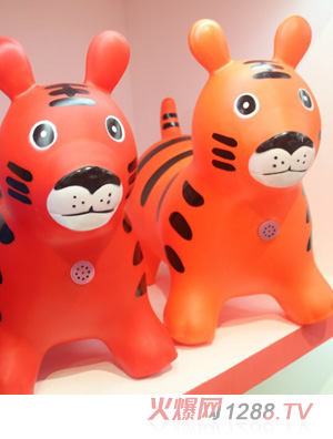 ��������L������������