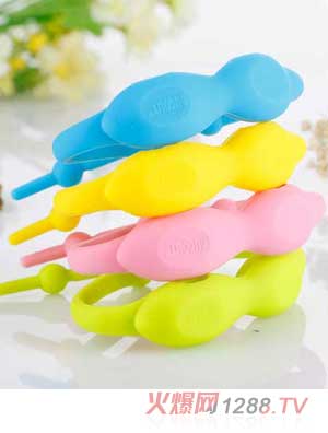 �L�Z���v��ɫ����Ȧ